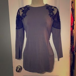 Gimmick by bke blouse size medium